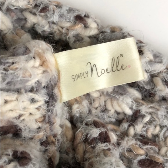 Knit Scarf - Picture 3 of 3